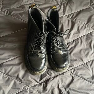 Dr. Martens Air Wait with soles bouncing black patent leather boots zip up sz 3